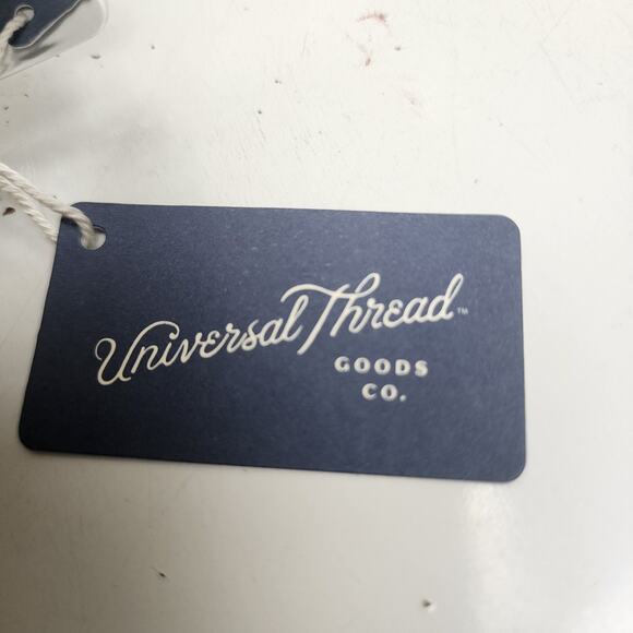 Target Universal Thread Set of 4 Silver Colored Plastic Butterfly Hair Clips NWT - Picture 4 of 6